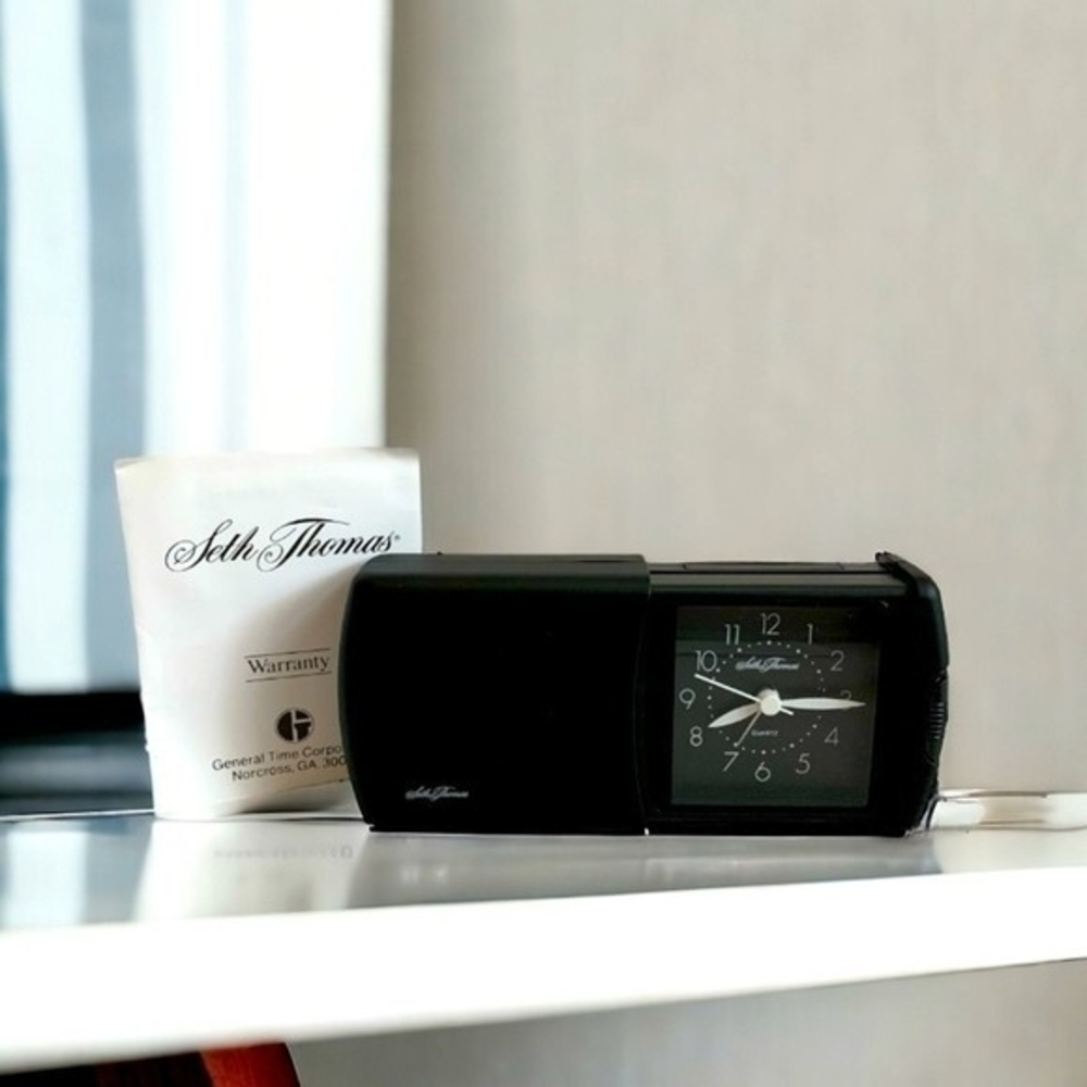 Seth Thomas Slidetime Folding Travel Alarm Clock Quartz Compact NIB